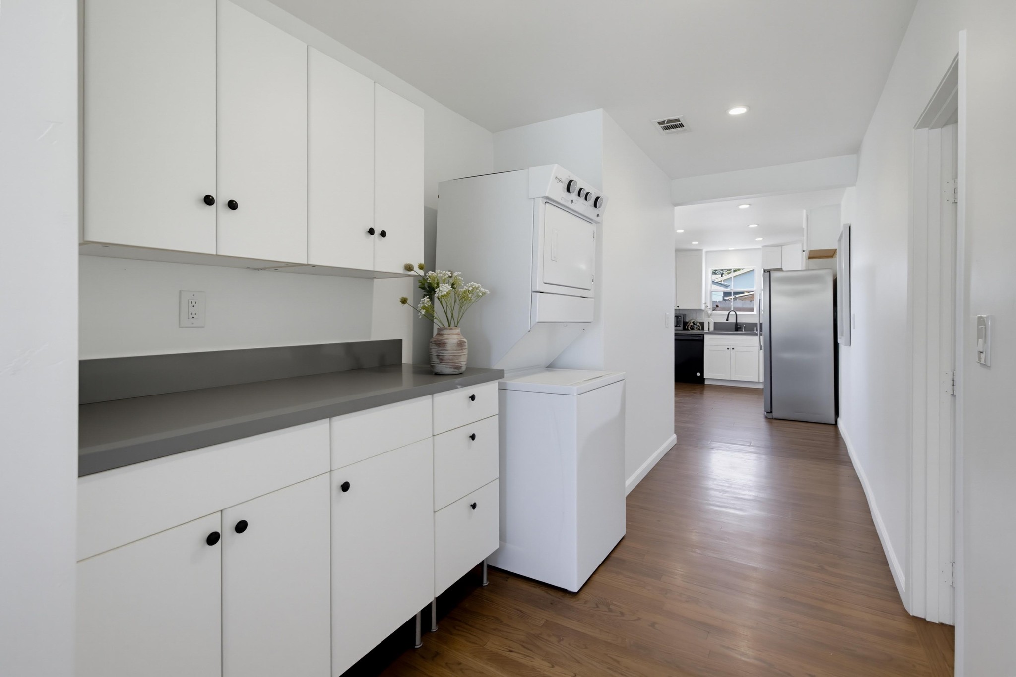 Virtual tour photo 59 of 83 for 589 Bonito Ave