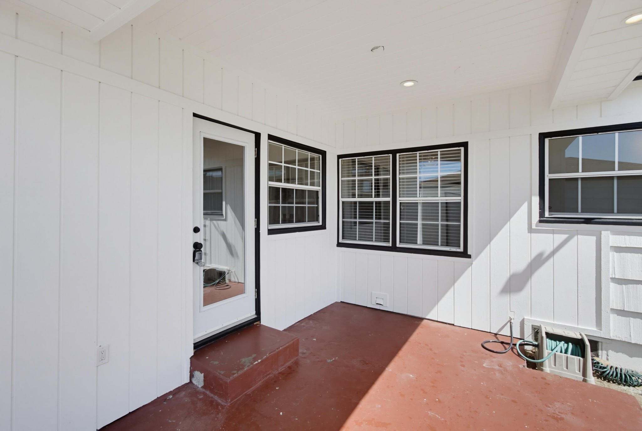 Virtual tour photo 64 of 83 for 589 Bonito Ave