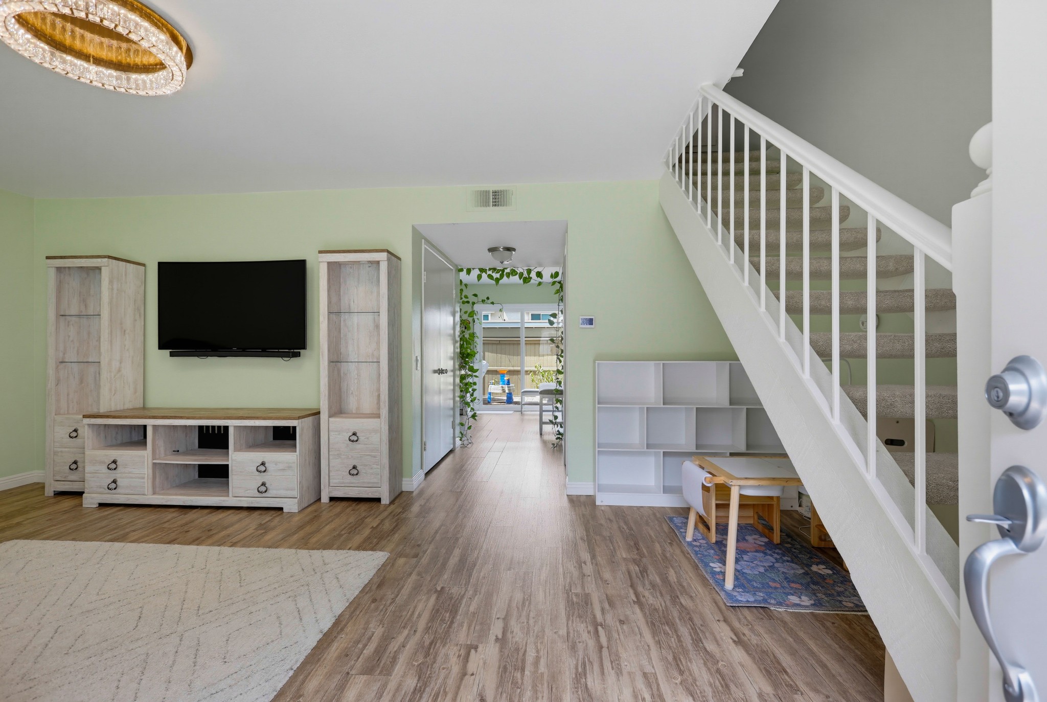 Virtual tour photo 6 of 41 for 59 Thicket #41