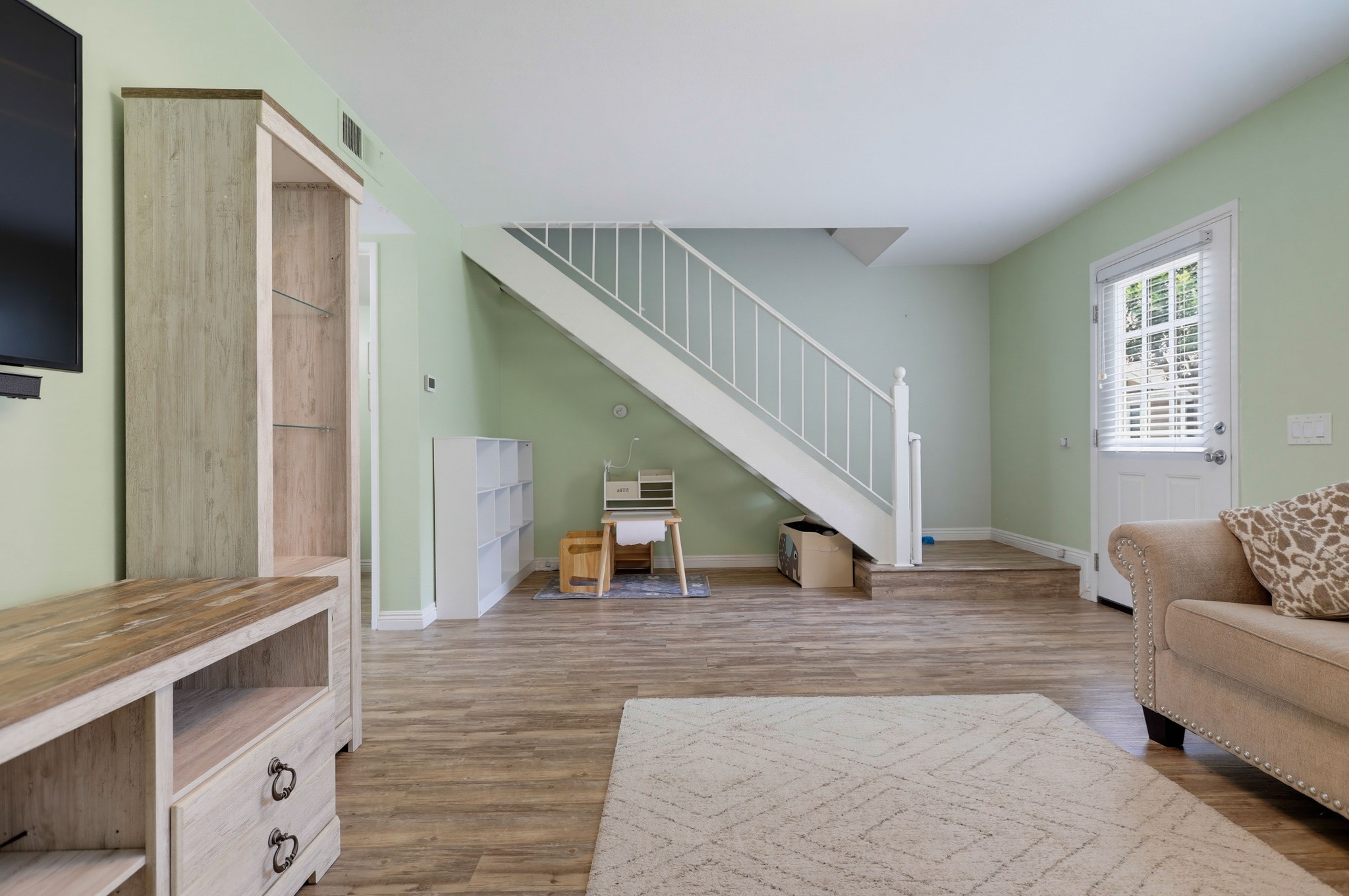 Virtual tour photo 12 of 41 for 59 Thicket #41