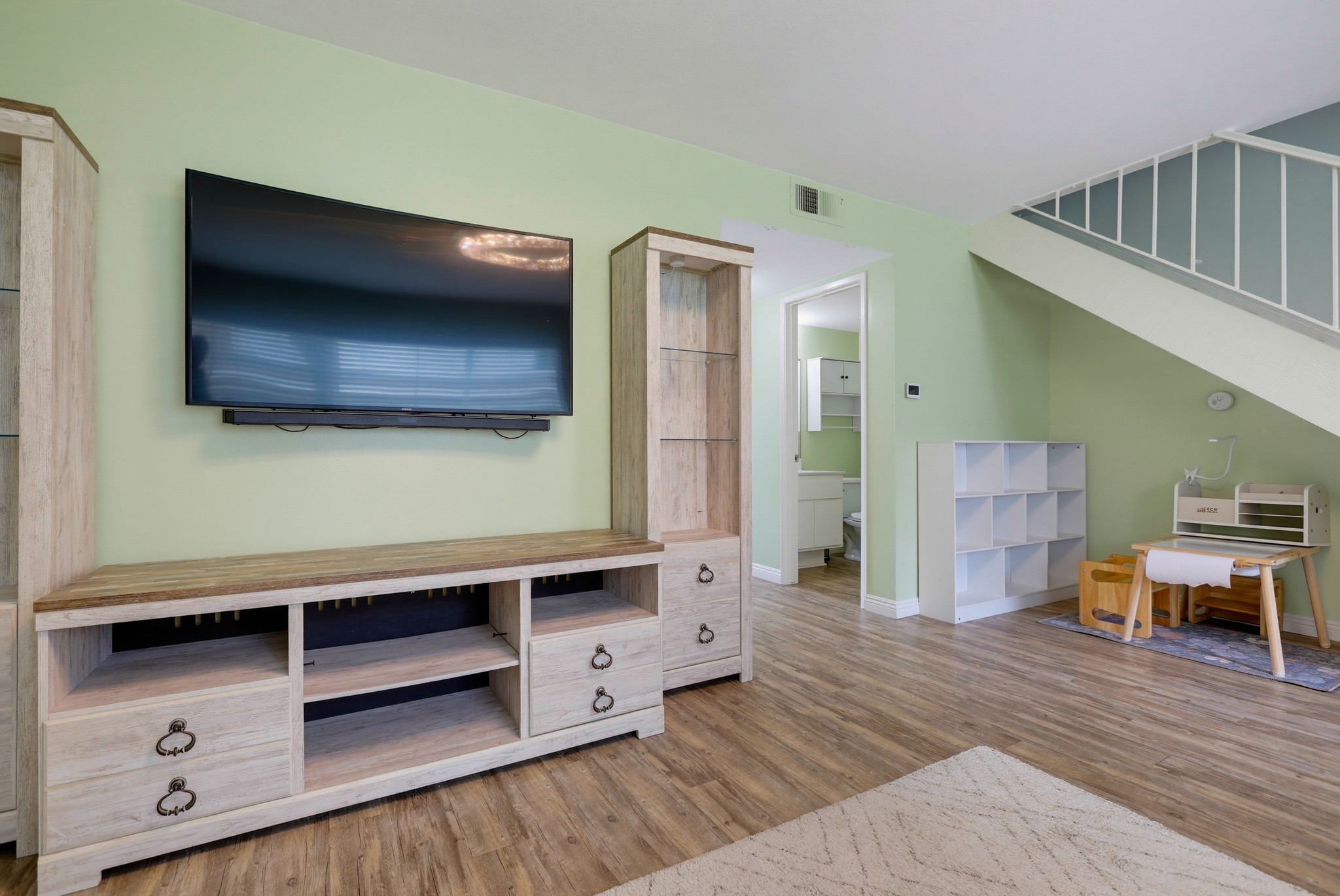 Virtual tour photo 13 of 41 for 59 Thicket #41