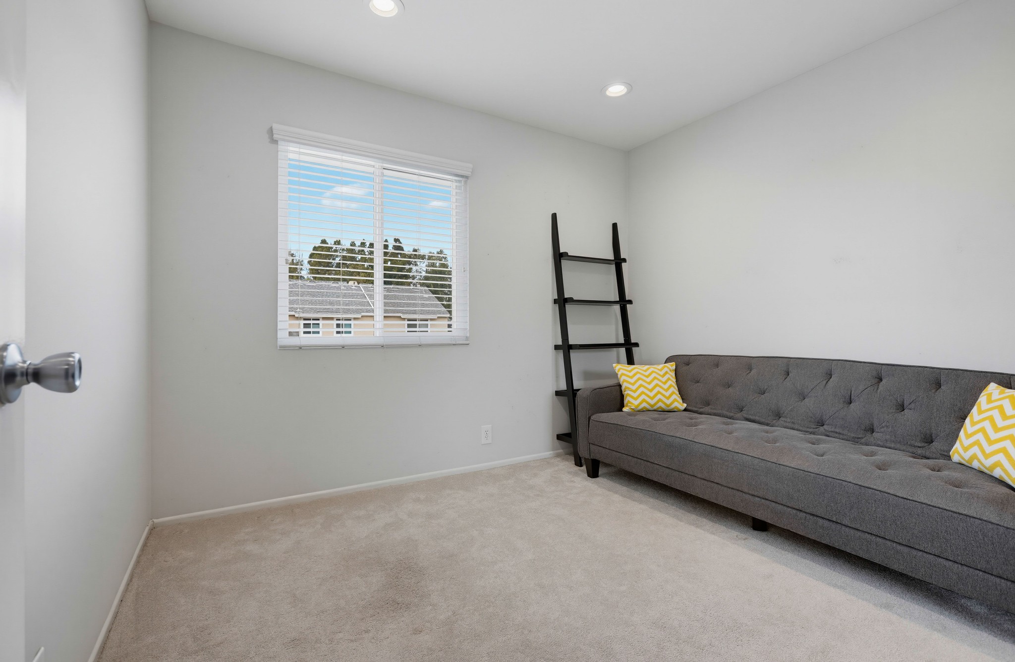 Virtual tour photo 30 of 41 for 59 Thicket #41