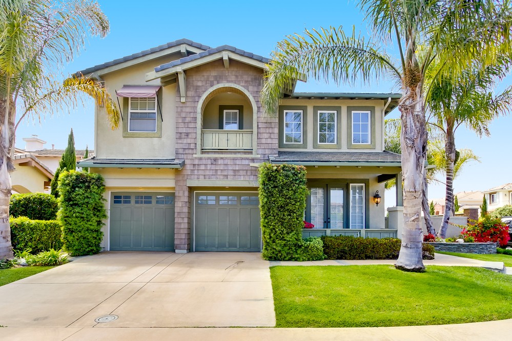 Virtual tour photo 1 of 48 for 590 Cypress Hills Drive