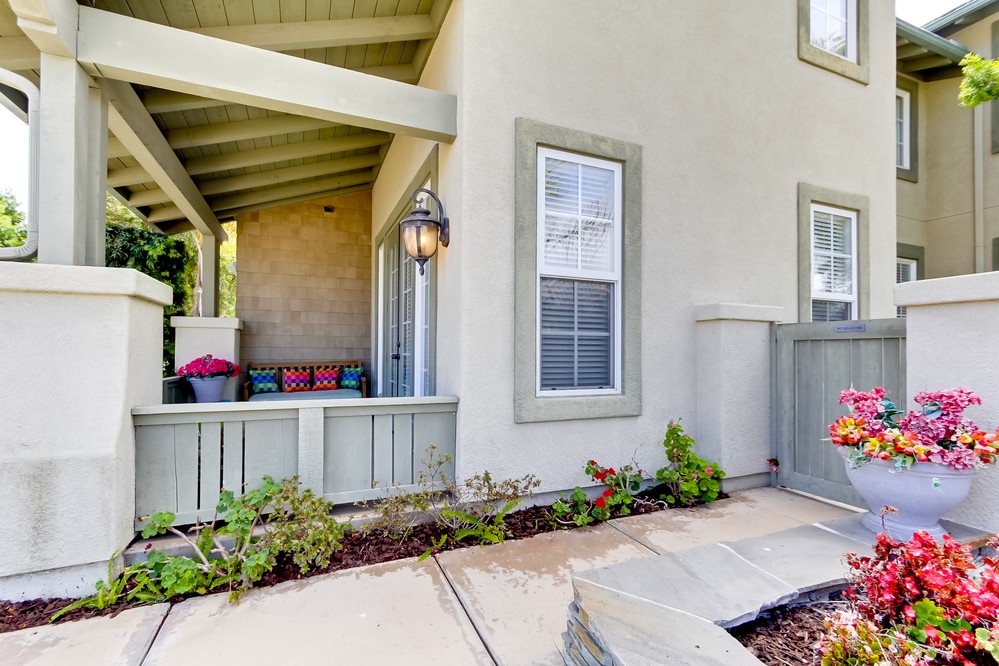 Virtual tour photo 7 of 48 for 590 Cypress Hills Drive
