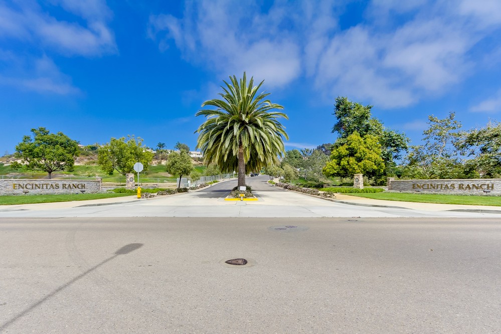 Virtual tour photo 49 of 48 for 590 Cypress Hills Drive
