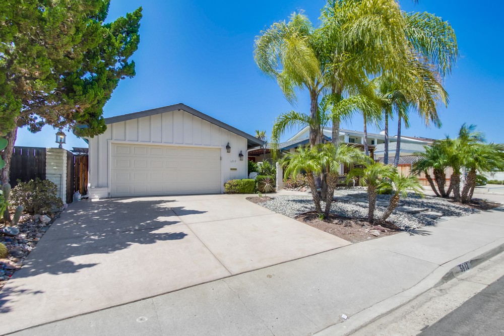 Virtual tour photo 5 of 56 for 5912 Lance St