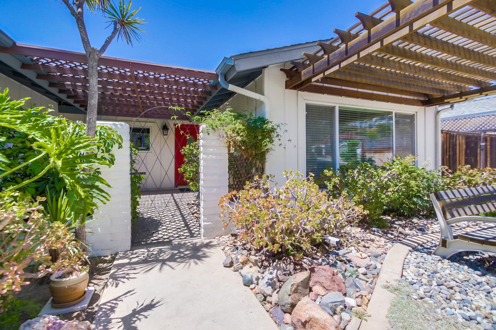 Virtual tour photo 6 of 56 for 5912 Lance St