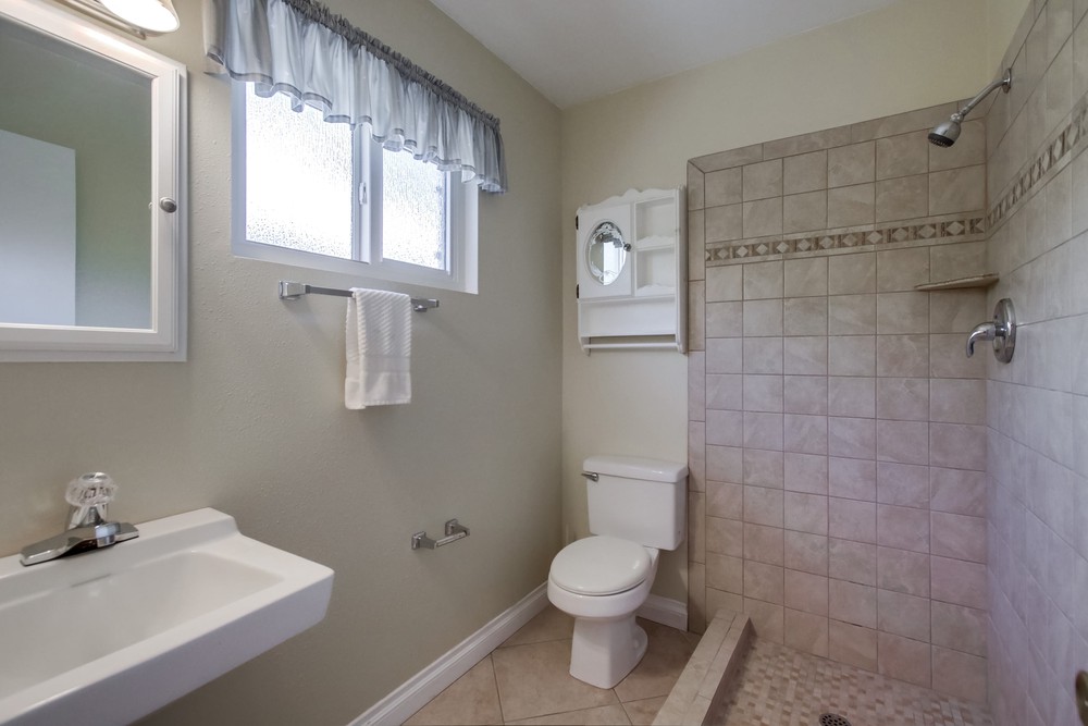 Virtual tour photo 28 of 56 for 5912 Lance St