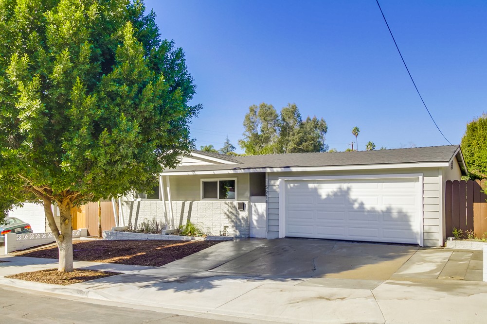 Virtual tour photo 1 of 38 for 5914 Baja Dr