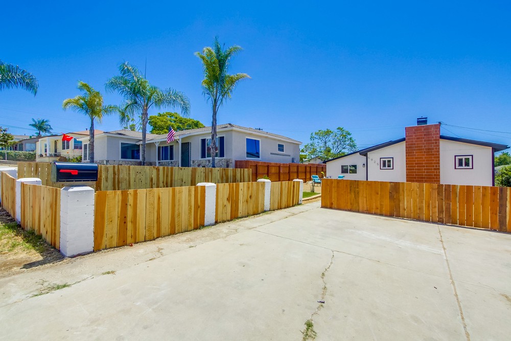 Virtual tour photo 5 of 51 for 5925 Edgewater St