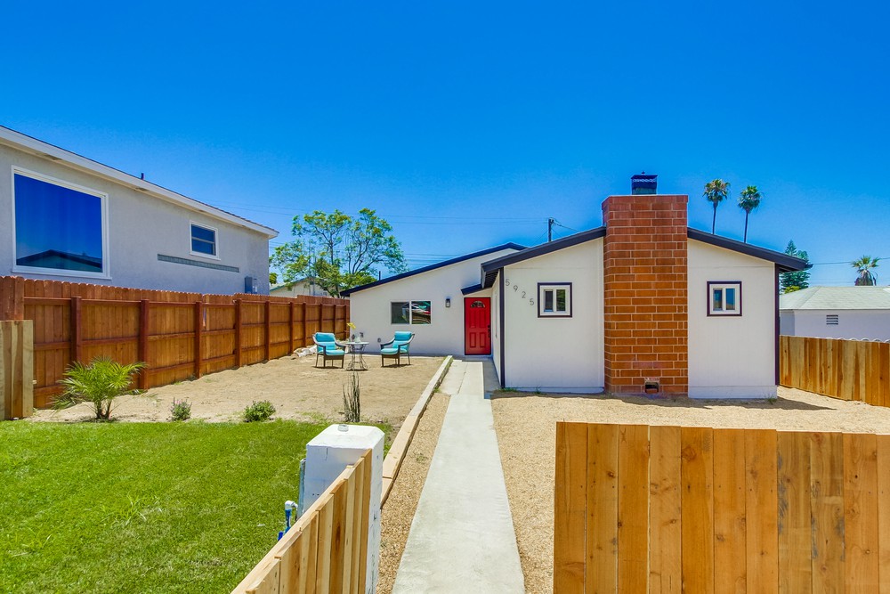 Virtual tour photo 6 of 51 for 5925 Edgewater St