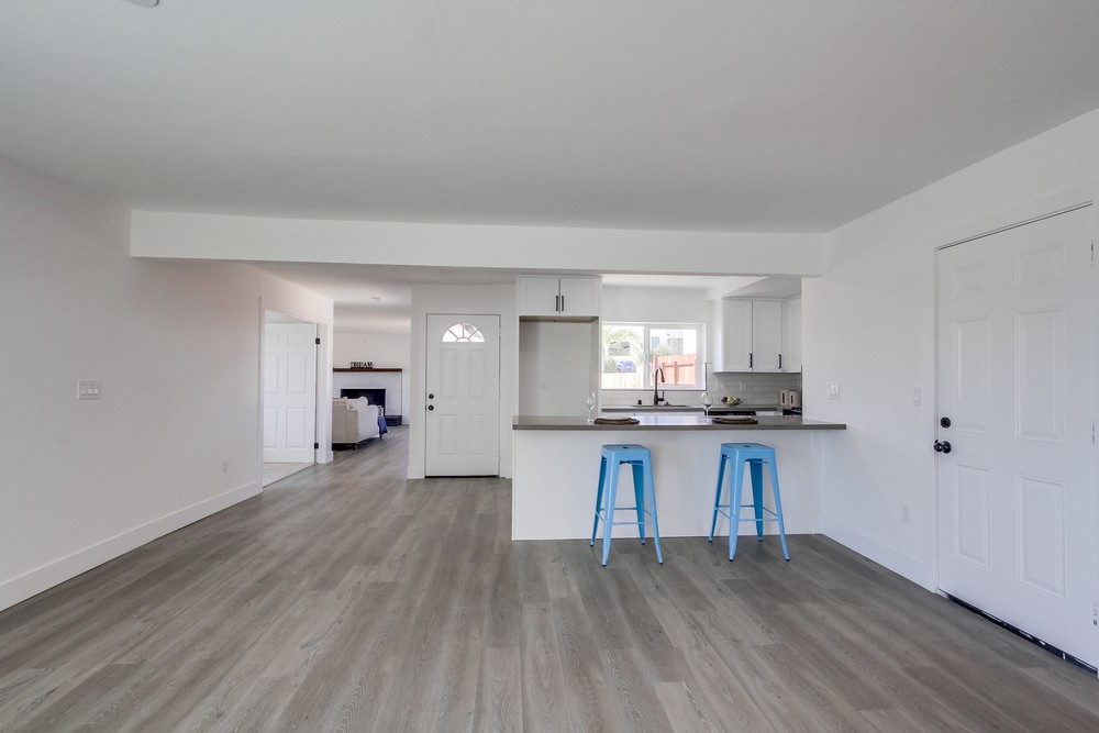 Virtual tour photo 18 of 51 for 5925 Edgewater St