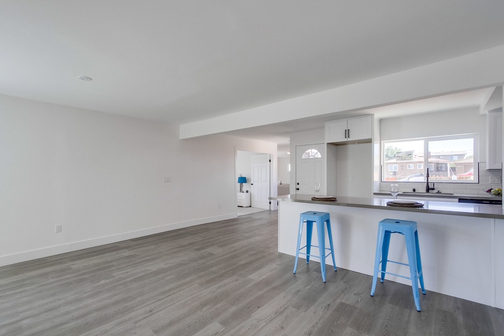 Virtual tour photo 19 of 51 for 5925 Edgewater St