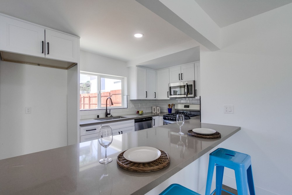 Virtual tour photo 22 of 51 for 5925 Edgewater St