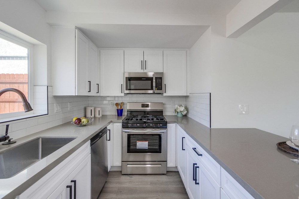 Virtual tour photo 23 of 51 for 5925 Edgewater St