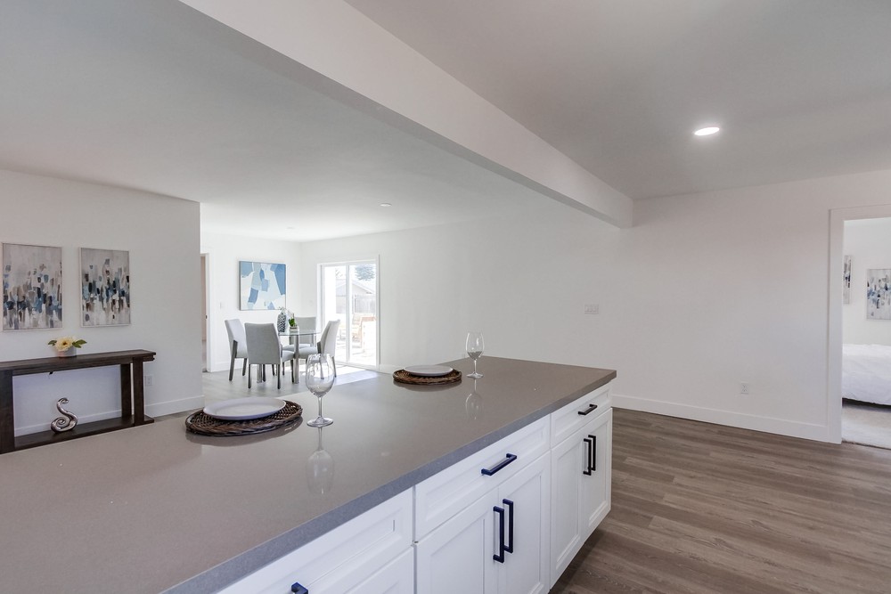 Virtual tour photo 25 of 51 for 5925 Edgewater St