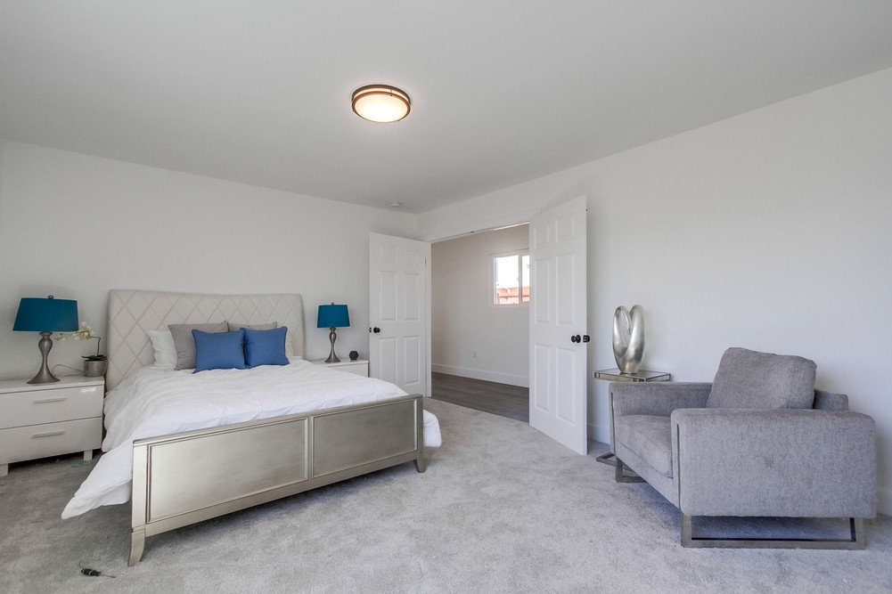 Virtual tour photo 32 of 51 for 5925 Edgewater St
