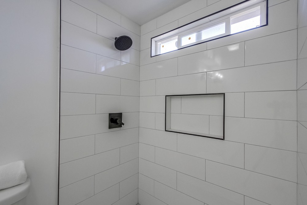 Virtual tour photo 36 of 51 for 5925 Edgewater St