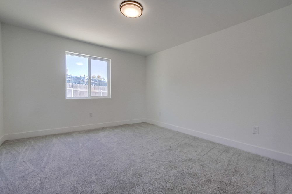 Virtual tour photo 37 of 51 for 5925 Edgewater St