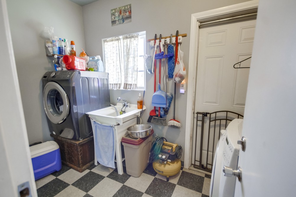 Virtual tour photo 35 of 45 for 5930 Lauder St