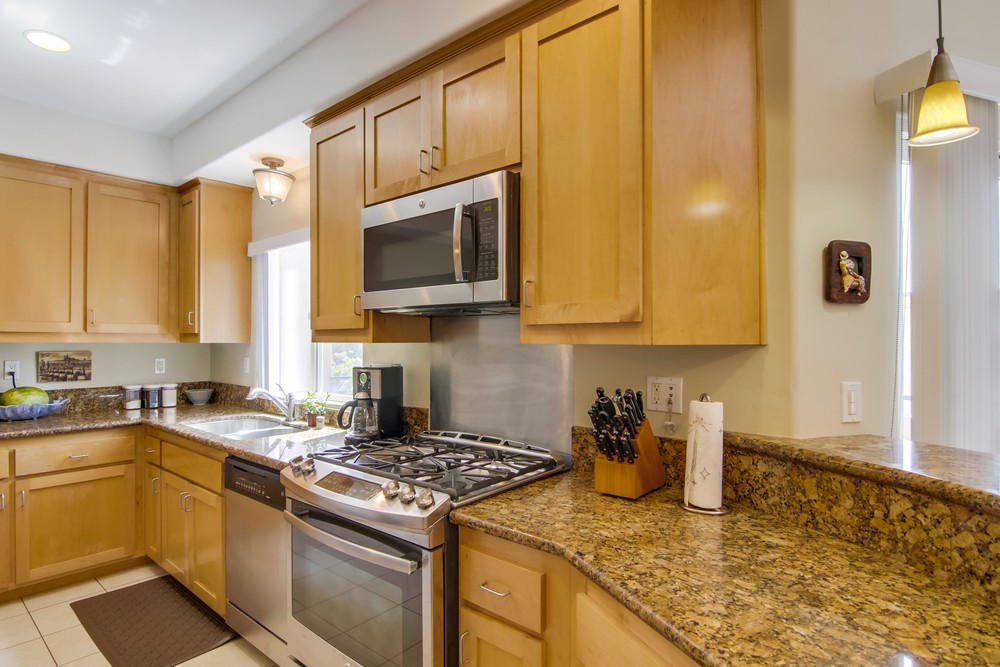 Virtual tour photo 17 of 54 for 5930 Riley St