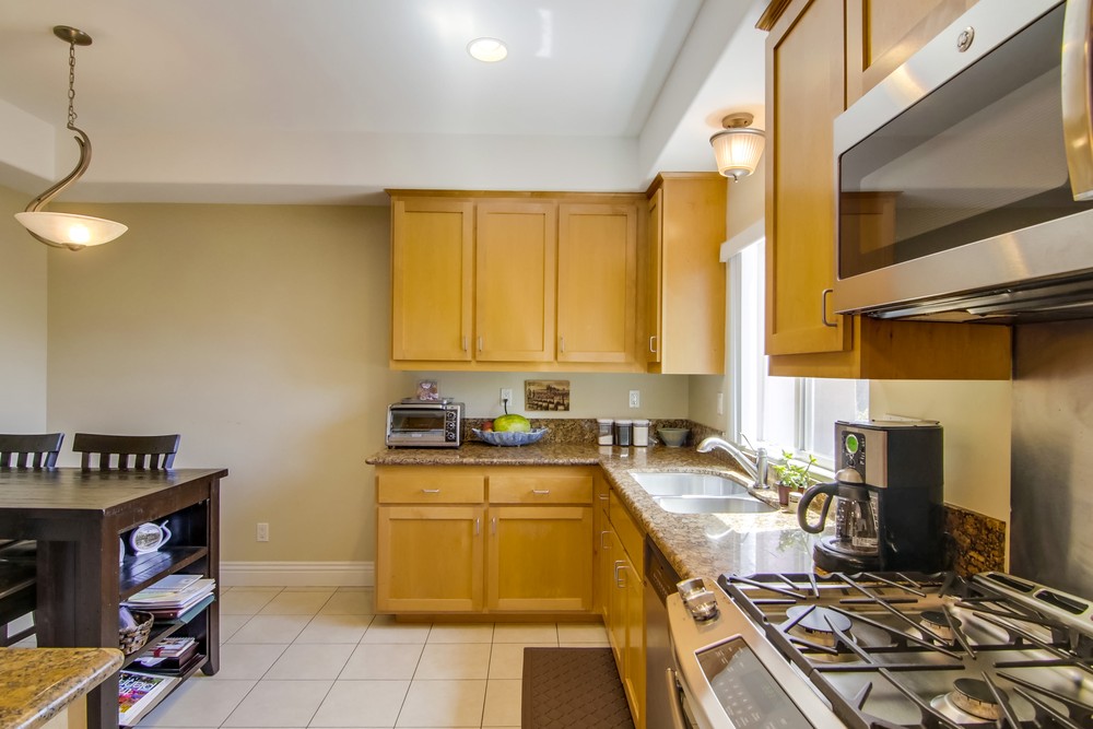Virtual tour photo 18 of 54 for 5930 Riley St
