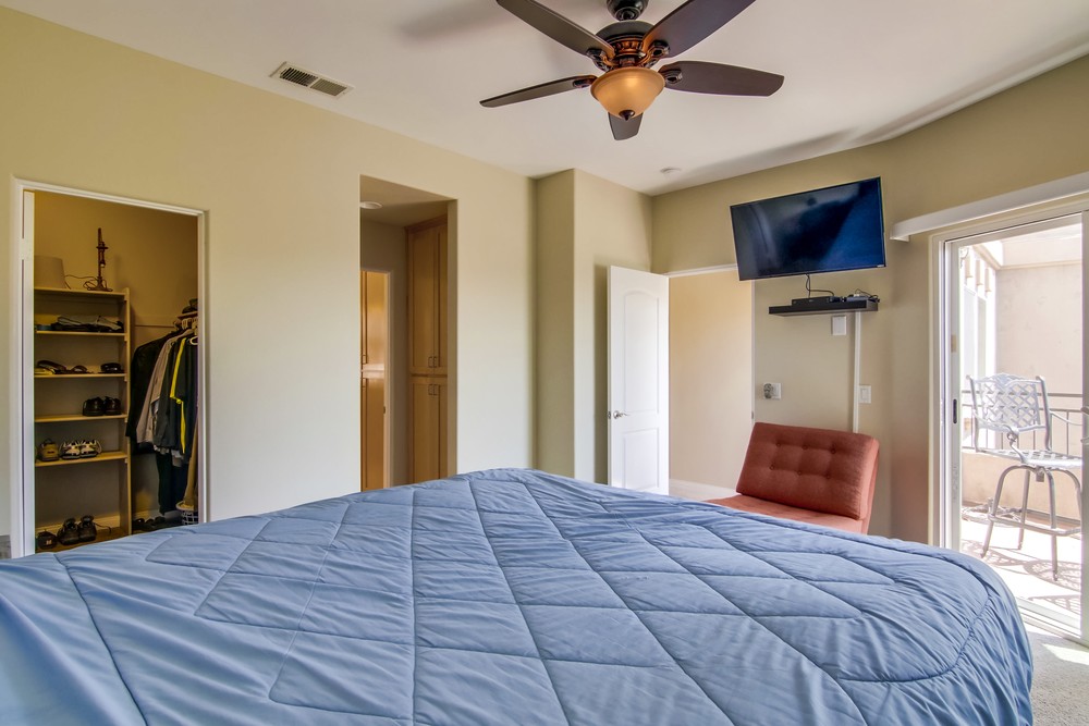 Virtual tour photo 31 of 54 for 5930 Riley St