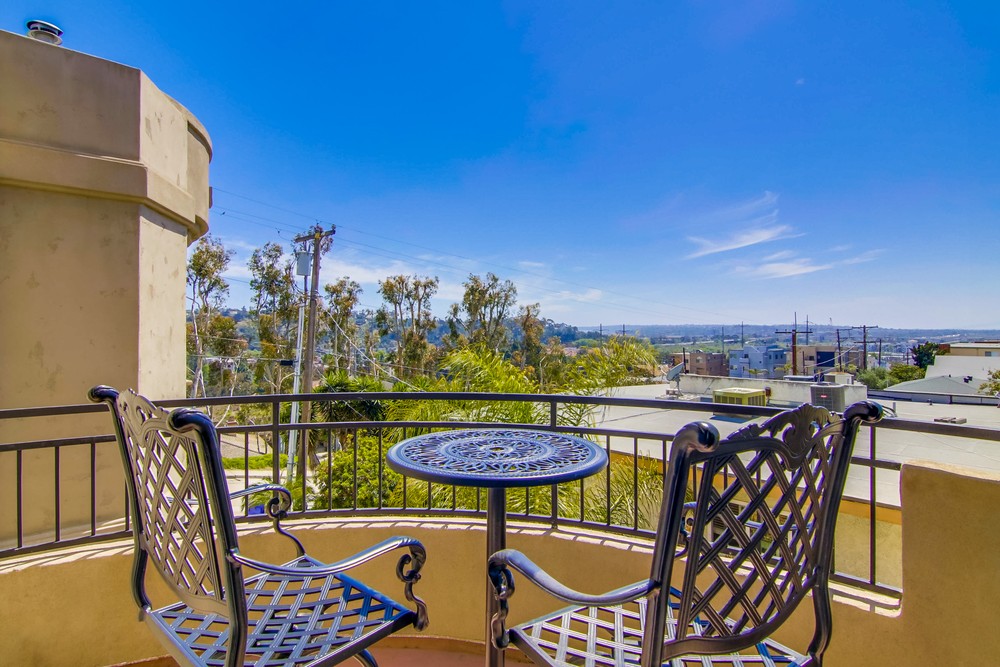 Virtual tour photo 37 of 54 for 5930 Riley St