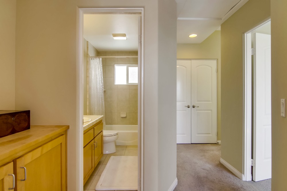 Virtual tour photo 46 of 54 for 5930 Riley St