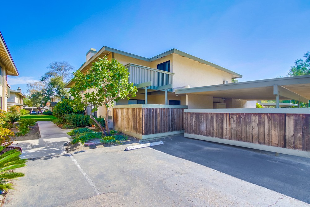 Virtual tour photo 1 of 38 for 5931 Caminito Elegante