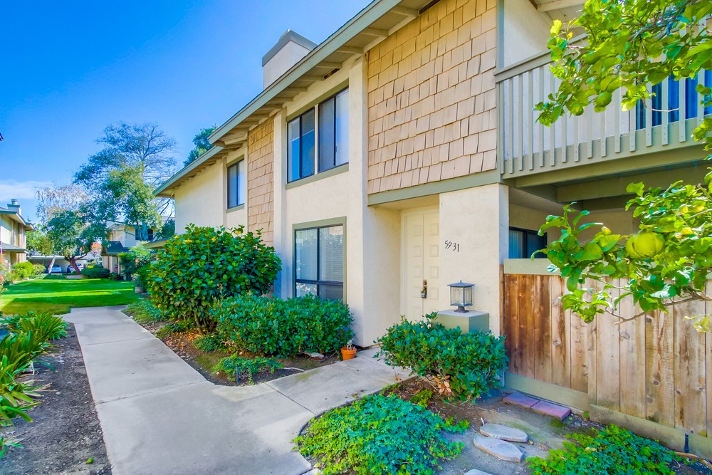 Virtual tour photo 3 of 38 for 5931 Caminito Elegante