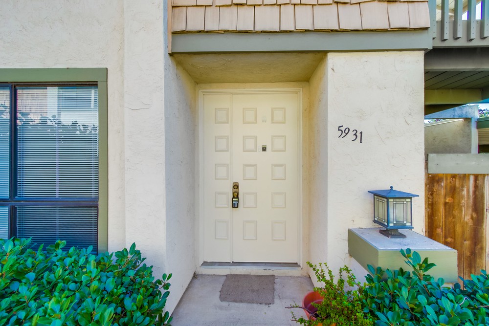 Virtual tour photo 6 of 38 for 5931 Caminito Elegante