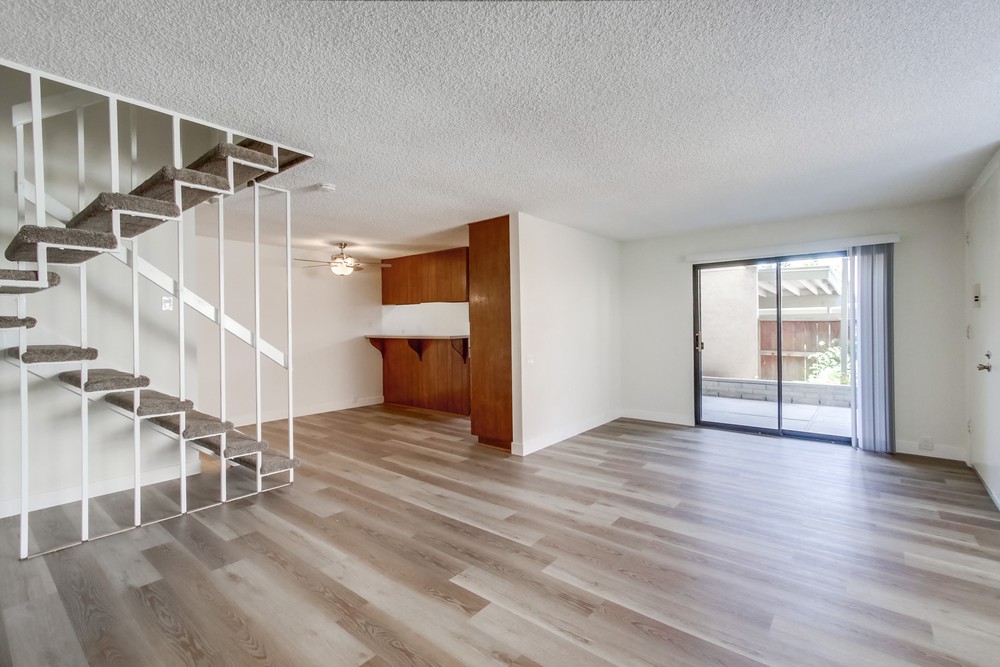 Virtual tour photo 8 of 38 for 5931 Caminito Elegante