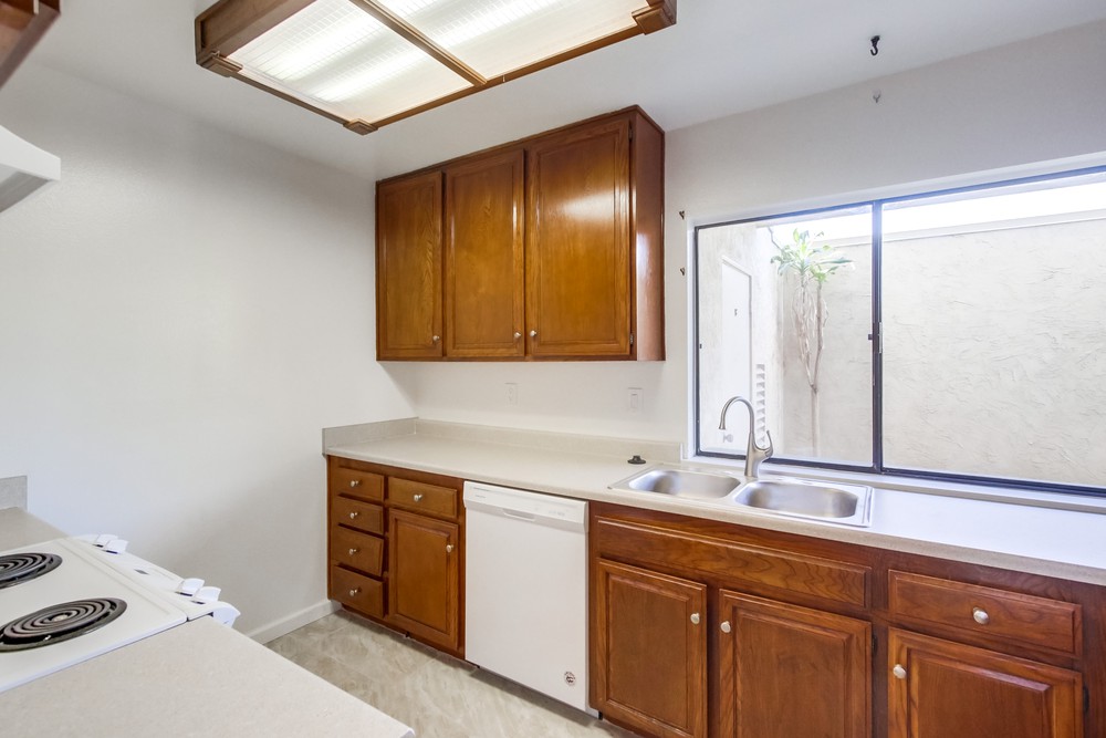 Virtual tour photo 15 of 38 for 5931 Caminito Elegante