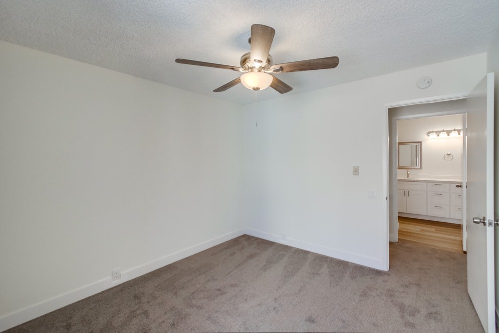 Virtual tour photo 23 of 38 for 5931 Caminito Elegante