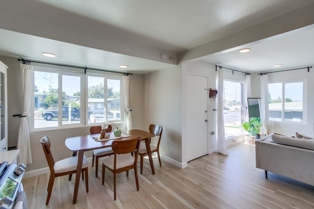 Virtual tour photo 16 of 37 for 5934 Dwight St