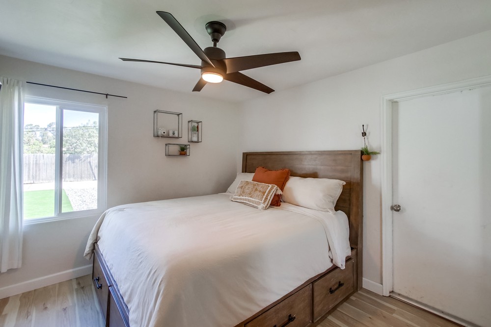 Virtual tour photo 22 of 37 for 5934 Dwight St