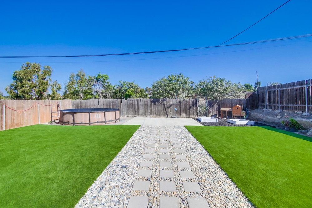 Virtual tour photo 27 of 37 for 5934 Dwight St