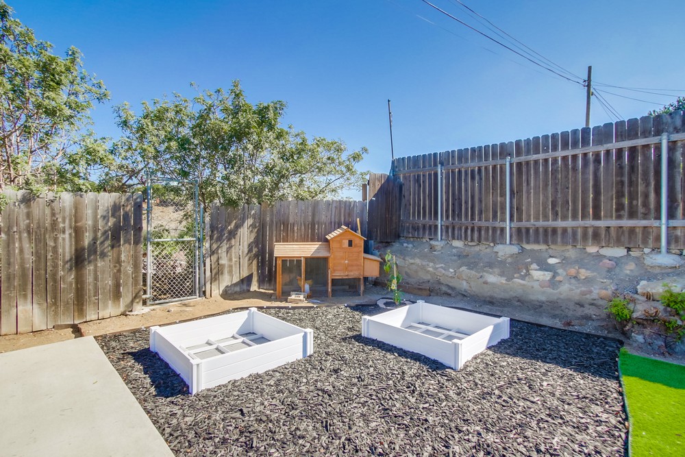 Virtual tour photo 28 of 37 for 5934 Dwight St
