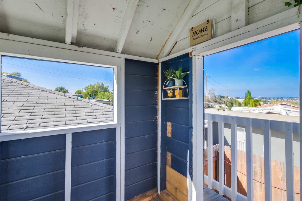 Virtual tour photo 33 of 37 for 5934 Dwight St
