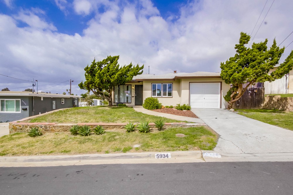 Virtual tour photo 1 of 35 for 5934 Dwight St