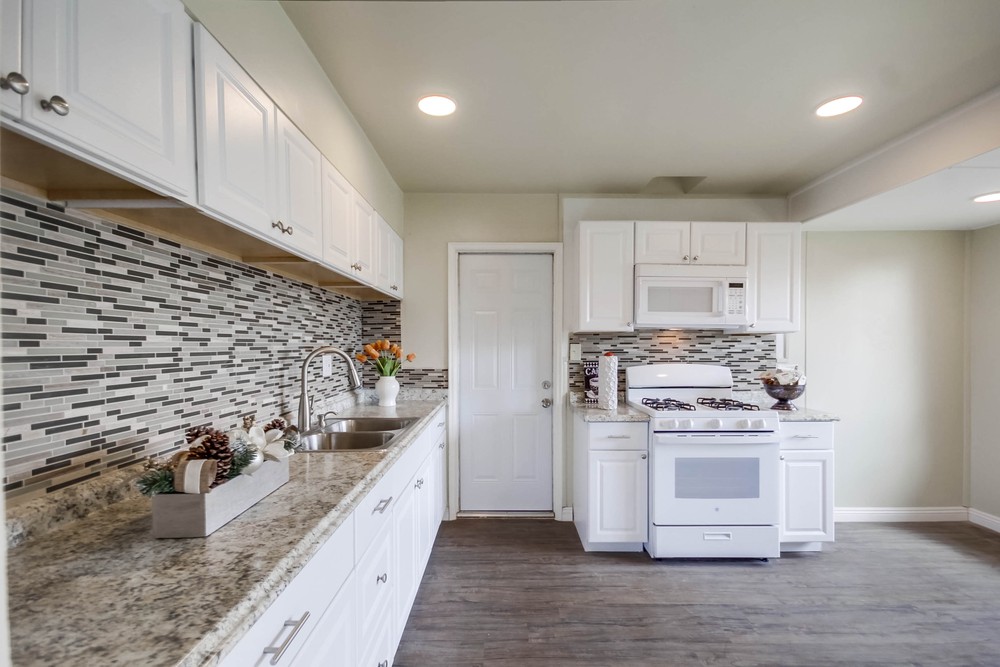 Virtual tour photo 13 of 35 for 5934 Dwight St