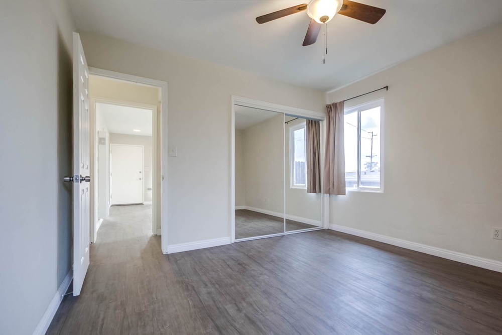 Virtual tour photo 21 of 35 for 5934 Dwight St