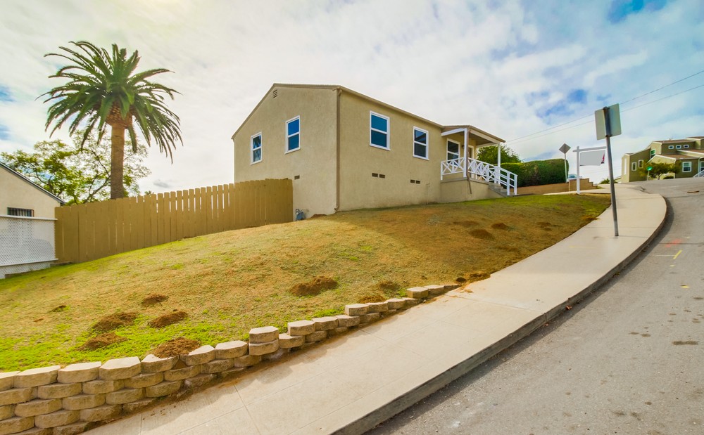 Virtual tour photo 3 of 59 for 5935 Alta Mesa Way