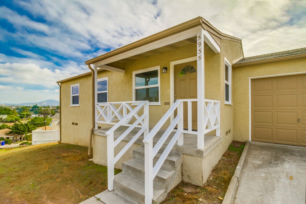 Virtual tour photo 10 of 59 for 5935 Alta Mesa Way
