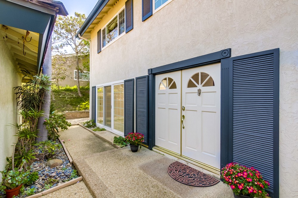 Virtual tour photo 7 of 60 for 5939 Arboles St