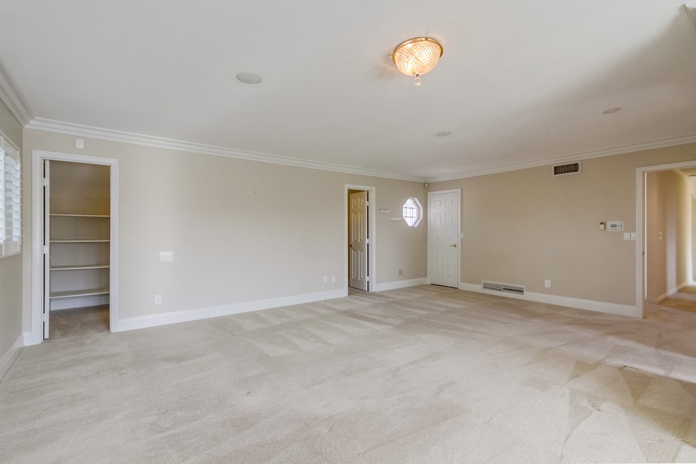 Virtual tour photo 31 of 60 for 5939 Arboles St