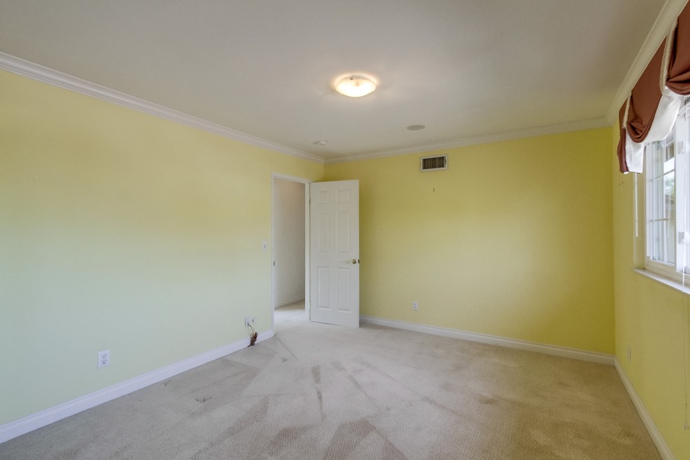 Virtual tour photo 41 of 60 for 5939 Arboles St