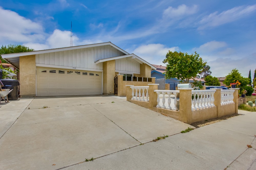 Virtual tour photo 1 of 40 for 5939 Chaumont Dr