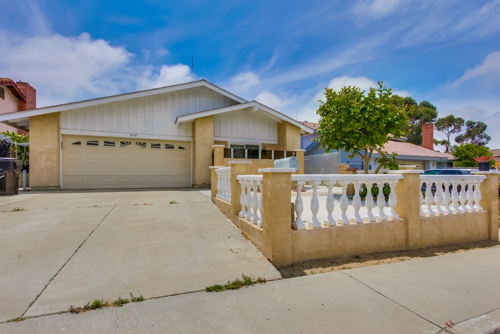 Virtual tour photo 3 of 40 for 5939 Chaumont Dr